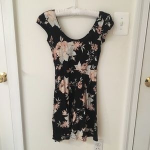 urban outfitters floral dress! kimchi blue